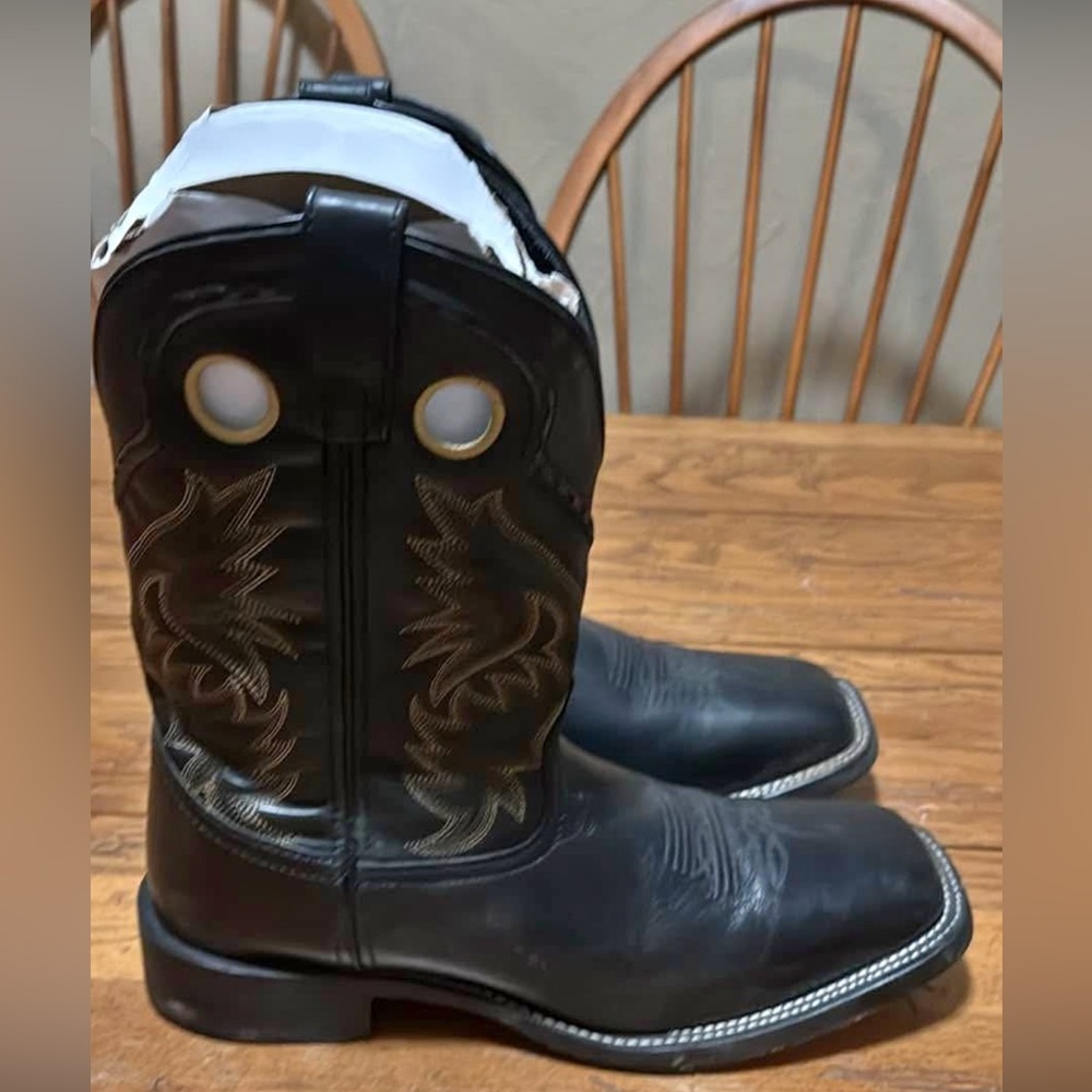 Laredo Black Cowboy Boots with Square Toe and Pull Hole Size 13 Mens